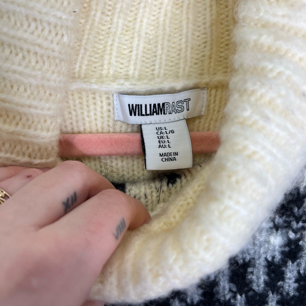 WILLIAM RAST cozy sweater size L - Picture 9 of 16